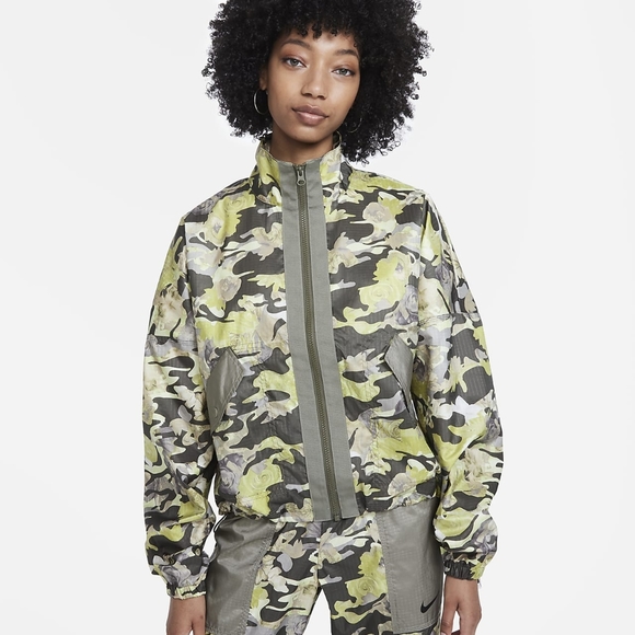 nike camo jacket women's